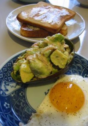 *ブランチ*アボカドとツナのサラダ-レシピのメイン写真