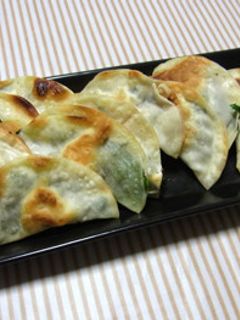 余った餃子の皮で、おつまみチーズ-レシピのメイン写真