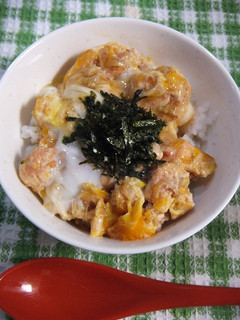 レンジで1分40秒!ほんだし親子丼-レシピのメイン写真