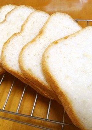 sirocaで焼くヨーグルト食パン-レシピのメイン写真