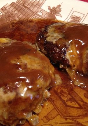 ハンバーグ蒸し焼き＋チーズ＝完食-レシピのメイン写真