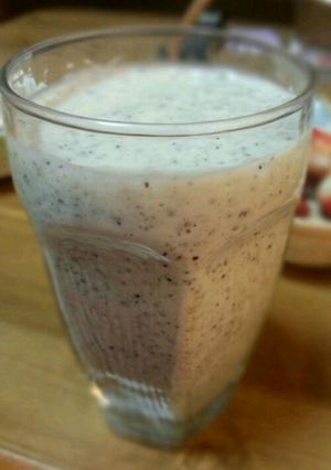 食べる飲み物＊黒ごまバナナ豆乳ジュース-レシピのメイン写真