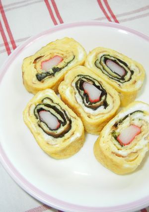 のりとカニカマでクルクル卵焼き-レシピのメイン写真