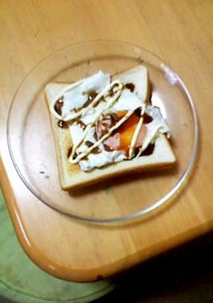 目玉焼きトースト。-レシピのメイン写真