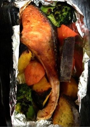 簡単パパッと!温野菜と鮭のホイル焼き-レシピのメイン写真