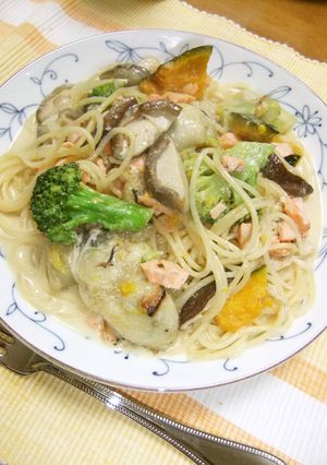 牡蠣とサーモンときのこのクリームパスタ♡-レシピのメイン写真