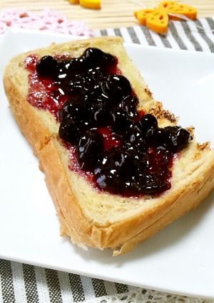 簡単トースト★白味噌ベリー-レシピのメイン写真