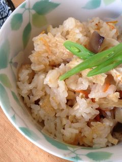 しめじと油揚げの炊き込みご飯-レシピのメイン写真
