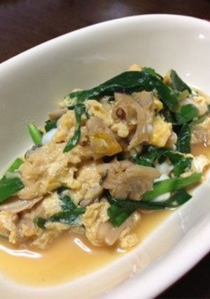 アサリとニラで卵とじ☆つゆだくにして丼♡-レシピのメイン写真