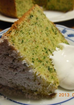 ほうれん草のシホンケーキ♪ピーナッツ入り-レシピのメイン写真