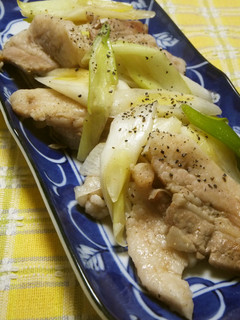 長ネギと豚バラ肉の黒こしょう炒め-レシピのメイン写真