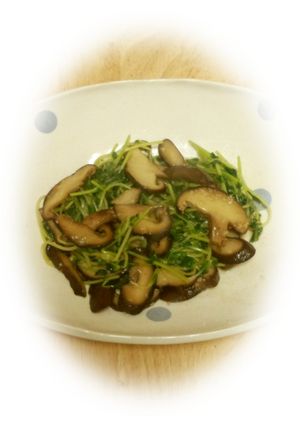 豆苗としいたけのナンプラー炒め-レシピのメイン写真