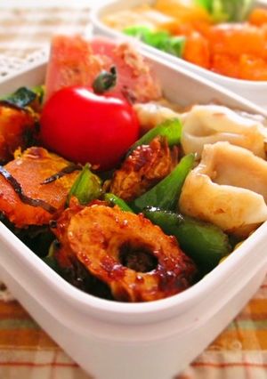 お弁当♪竹輪とピーマンのお好みソース炒め-レシピのメイン写真