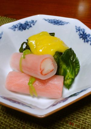 蟹蒲鉾の奉書巻と蛇腹胡瓜の黄身酢がけ-レシピのメイン写真