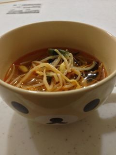 もやしとわかめのスープ-レシピのメイン写真