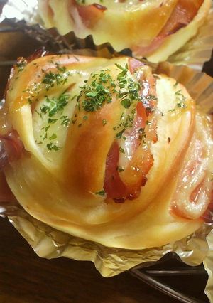 ＨＢの生地で簡単！ベーコンパン-レシピのメイン写真