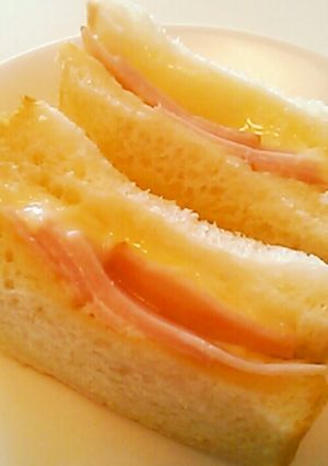 超簡単!!でも美味♡ハムマヨチーズサンド-レシピのメイン写真