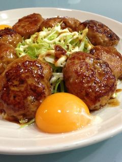 お鍋や丼に!簡単ふんわりとりつくね-レシピのメイン写真