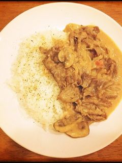 簡単!ビーフストロガノフ-レシピのメイン写真