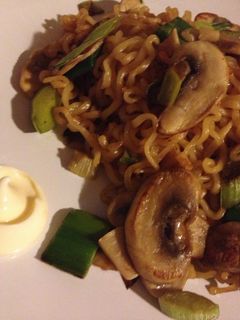 辛ラーメン焼きそば-レシピのメイン写真
