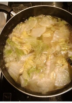 茹で汁で鶏の旨味ぎっしりスープ♪-レシピのメイン写真