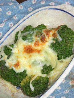 ブロッコリーのチーズ焼き-レシピのメイン写真