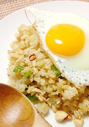 クセになる♪鶏肉で簡単ナシゴレン♥-レシピのメイン写真