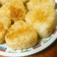残りごはんで焼おにぎり。