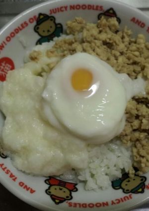 鶏そぼろのとろろ丼-レシピのメイン写真