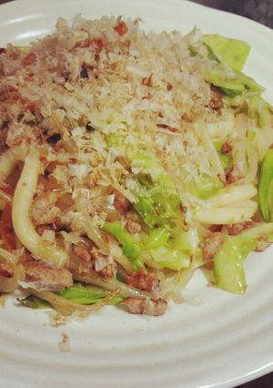いも床で焼きうどん-レシピのメイン写真