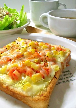 朝食にも♡鮭とキャベツで簡単トースト♬-レシピのメイン写真