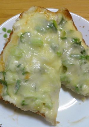 ネギとチーズのこんがりトースト-レシピのメイン写真