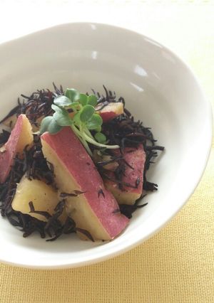 ひじきとおいもの煮物-レシピのメイン写真