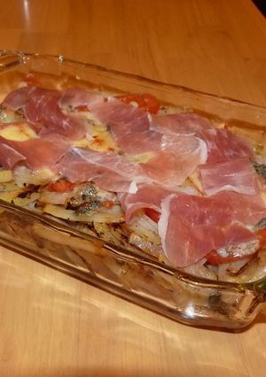 ポテト☆トマト☆生ハム☆ブルーチーズ焼き-レシピのメイン写真