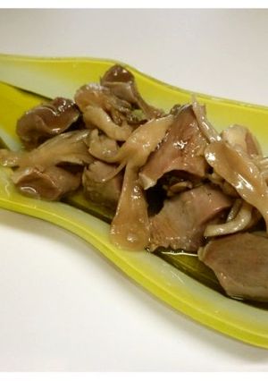 砂肝と舞茸のコンフィ♪下処理の仕方付き-レシピのメイン写真