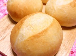中力粉でふわふわ丸パン 中力粉でふわふわ丸パン-レシピのメイン写真