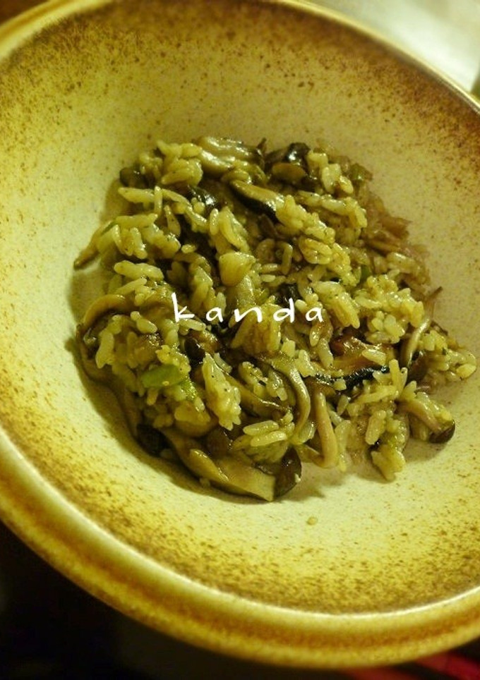 3種のきのことバジルソースの炒めご飯-レシピのメイン写真