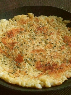 カリパリご飯ピザ✿せんべい風でもある-レシピのメイン写真