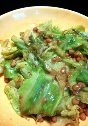簡単すぎる！納豆キャベツの炒め-レシピのメイン写真