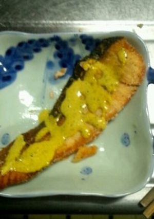 2月25日晩飯 【鮭の香草パン粉焼き】-レシピのメイン写真