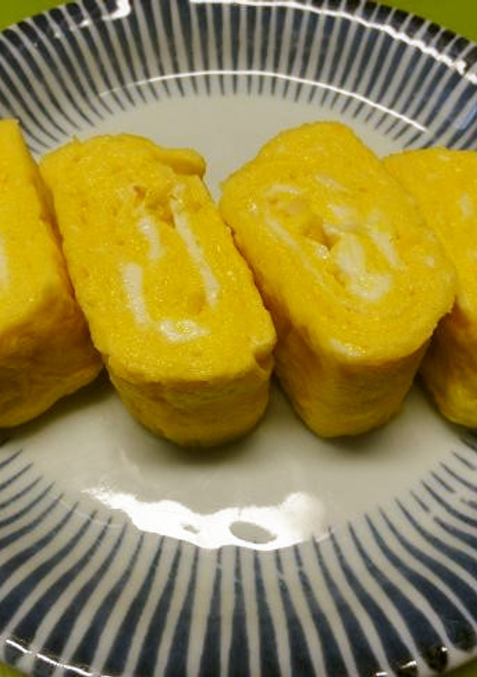 卵黄プラスで色鮮やか出し巻き卵-レシピのメイン写真