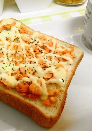＊朝食・ランチに＊鮭フレークトースト＊-レシピのメイン写真