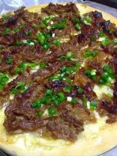 焼き肉ピザ*プルコギピザ炭火焼き肉風味-レシピのメイン写真