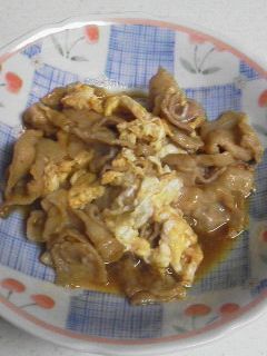 *我が家の*焼き肉と卵炒め-レシピのメイン写真