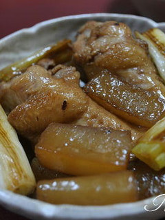 鶏手羽元肉と大根とねぎの煮物-レシピのメイン写真