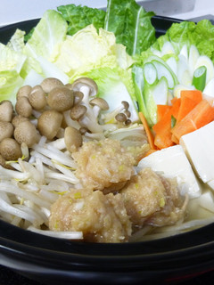 鍋に欠かせない!!むね肉で絶品☆鶏団子-レシピのメイン写真