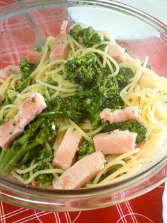 ブロッコリーとハムのパスタ-レシピのメイン写真