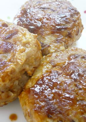 小豆と豚挽肉のハンバーグ♪-レシピのメイン写真