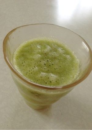 低カロリー❤飲みやすいグリーンスムージー-レシピのメイン写真