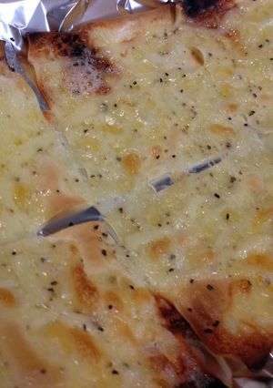 ワンタンの皮で簡単ピザ-レシピのメイン写真